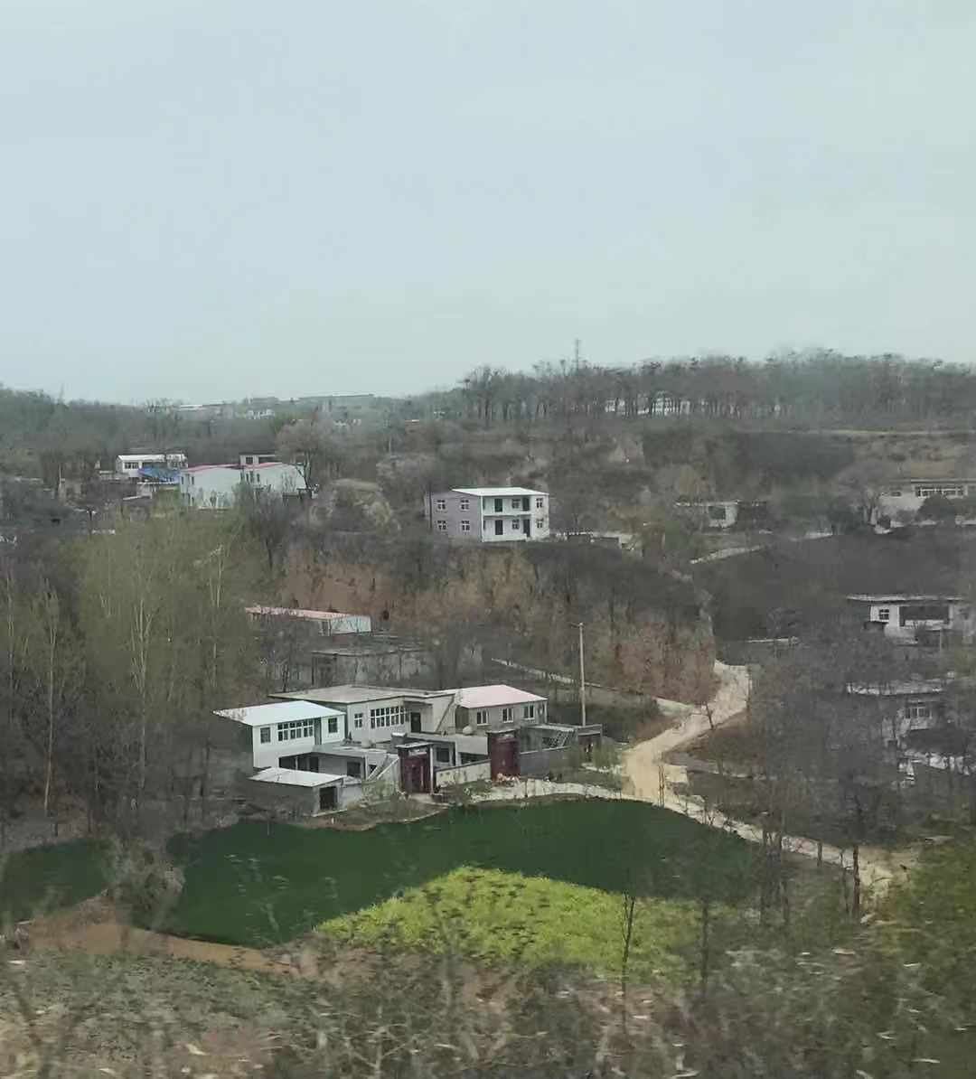 嵩山国际地址_嵩山国际的房子怎么样_嵩山国际美食