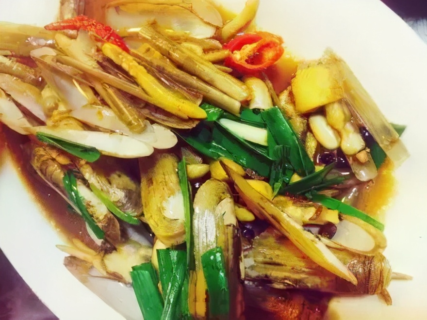 附近的美食街_美食街附近美食_美食街附近适合做什么配套生意