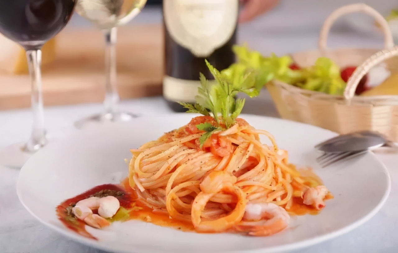 美食街附近适合做什么配套生意_美食街附近美食_附近的美食街
