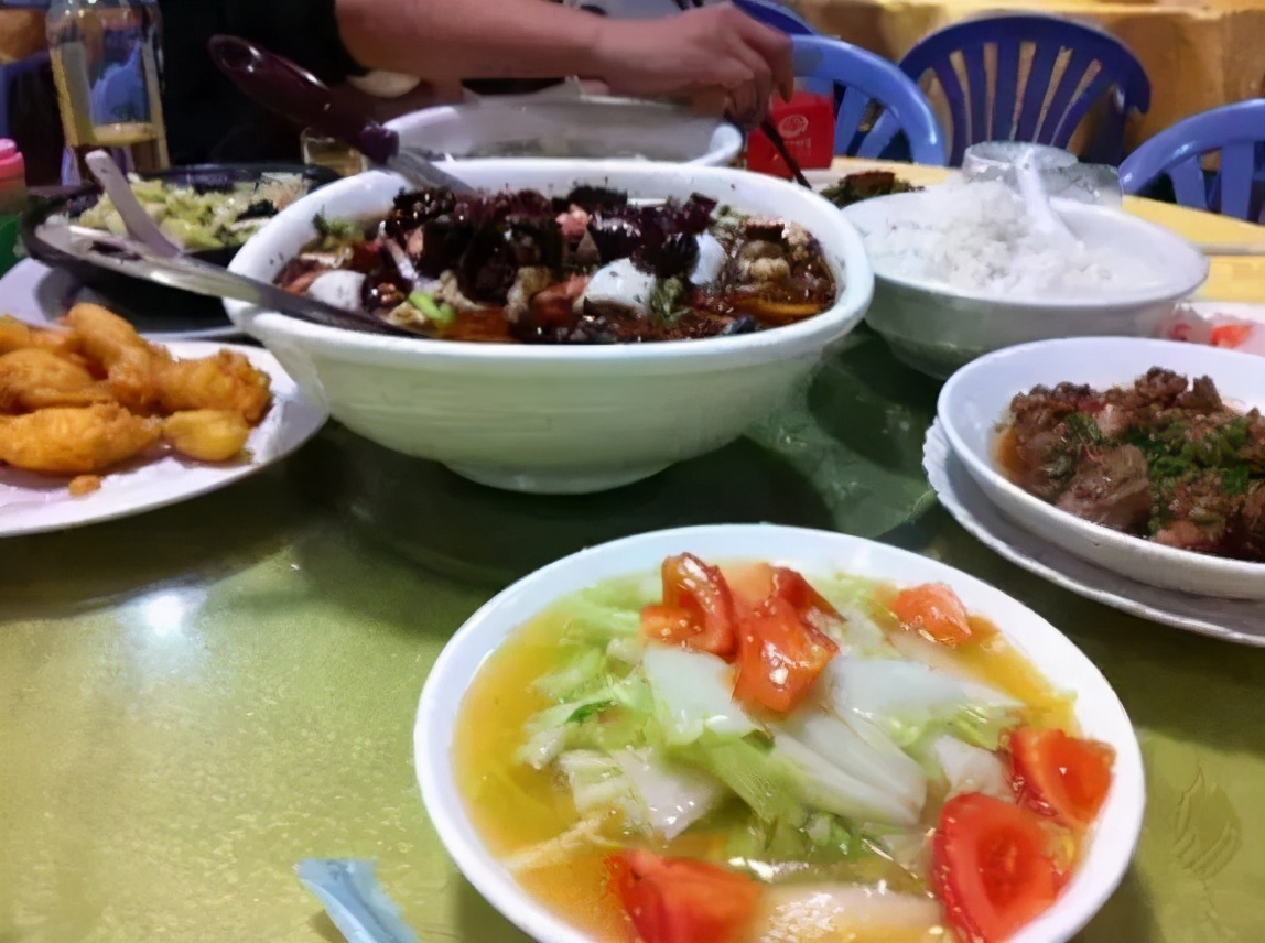美食街附近适合做什么配套生意_附近的美食街_美食街附近美食