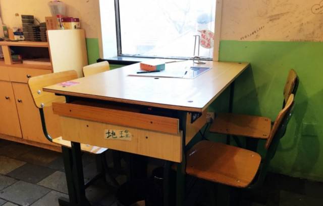 附近的美食街_美食街附近还适合开什么店_美食街附近适合做什么配套生意