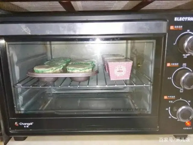 红薯小点心最简单的_红薯糕点怎么做好吃_红薯小糕点