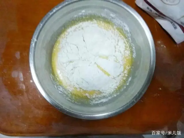 红薯糕点怎么做好吃_红薯小点心最简单的_红薯小糕点