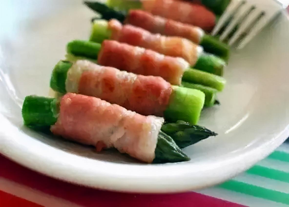 西餐芦笋怎么做好吃_西餐中芦笋的做法_西餐芦笋是